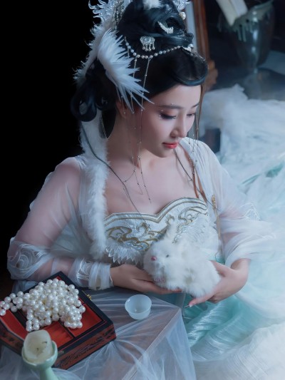 年年Nnian – Fairy Chang’e