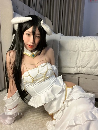 Meriol Chan cosplay Albedo – Overlord