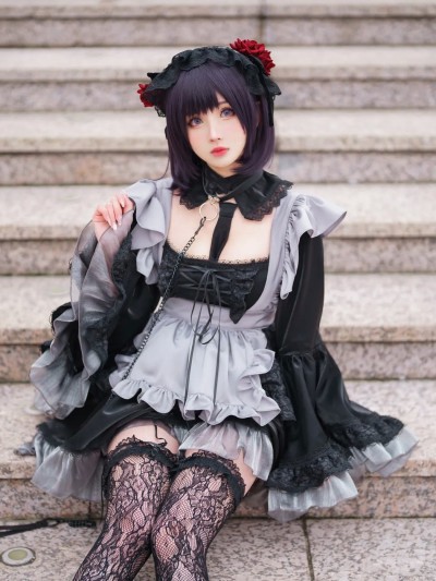 Rioko (凉凉子) cosplay Shizuku Kuroe – Sono Bisque Doll