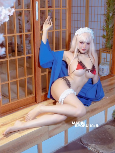 Byoru (ビョル) cosplay Red Marin Kitagawa – Sono Bisque Doll