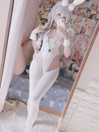 Xidaidai (喜呆呆) cosplay Le Malin – Azur Lane