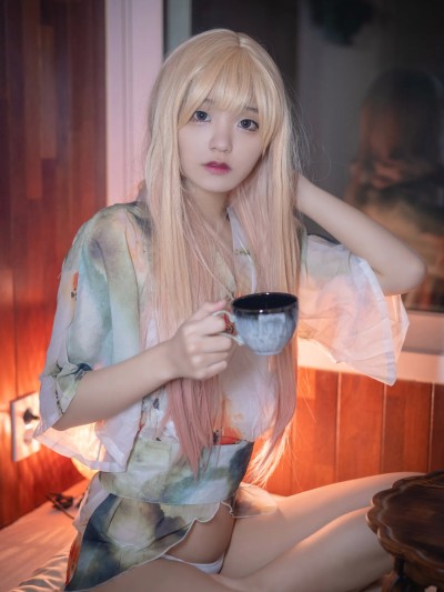 BLUECAKE – Jeong Jenny (정제니) cosplay Marin Kitagawa – Sono Bisque Doll