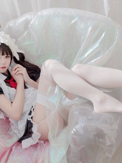 Yaokoututu (黏黏团子兔) – Rabbit girl black and white maid