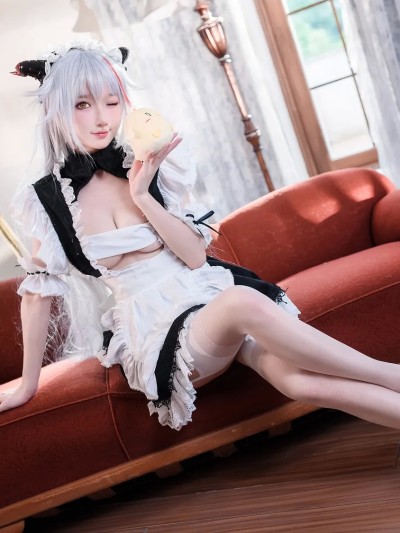 Abaoyeshitunia1 (阿包也是兔娘) cosplay Egil maid – Azur Lane