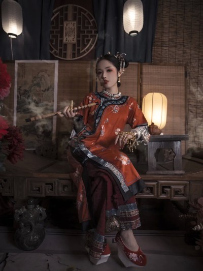 钛合金TiTi – Manchu clothing