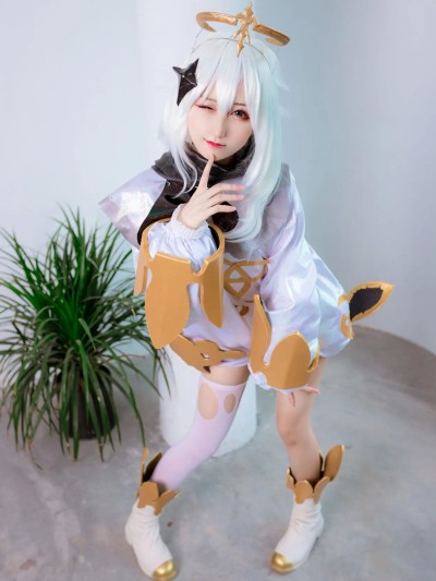 Kuuko W cosplay Paimon – Genshin Impact