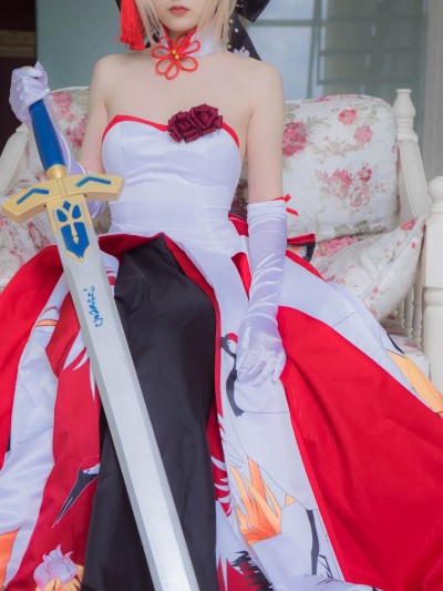 少女映画 (Shojo eiga) cosplay Saber Maid – Fate/Grand Order