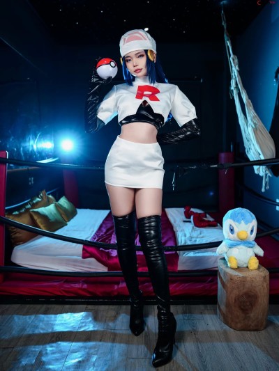 ZinieQ (ジニCosplayer) cosplay Dawn – Pokemon
