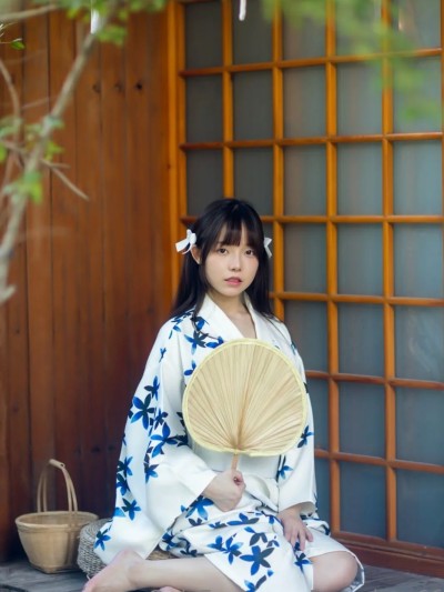 OnlyFans – 六味帝皇酱 (YourDrug88) – Summer Kimono
