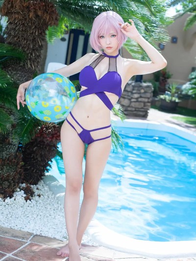 Ely_eee (ElyEE子) cosplay Mujina Swimsuit – SSSS.DYNAZENON