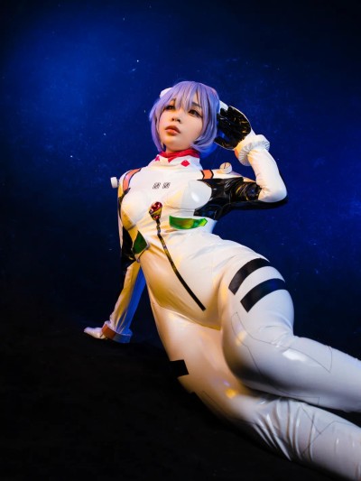 Umeko J cosplay Rei Ayanami – Evangelion