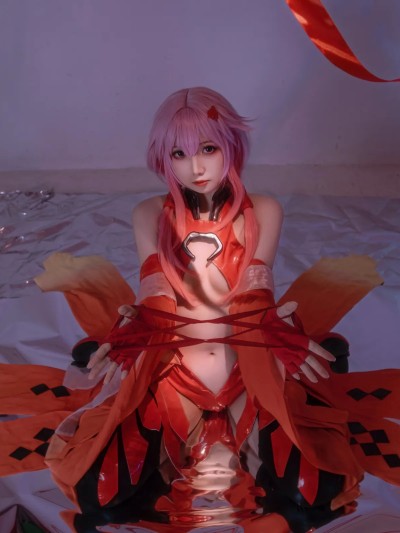 小和甜酒 (xiaohetianjiu) cosplay Inori Yuzuriha – Guilty Crown