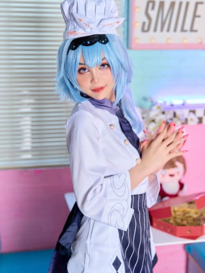 Joyce (Joyce Lin2x) cosplay Eula Pizza – Genshin Impact