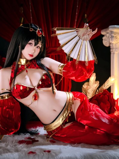 Rinaijiao-(日奈娇) cosplay Taihou – Azur Lane